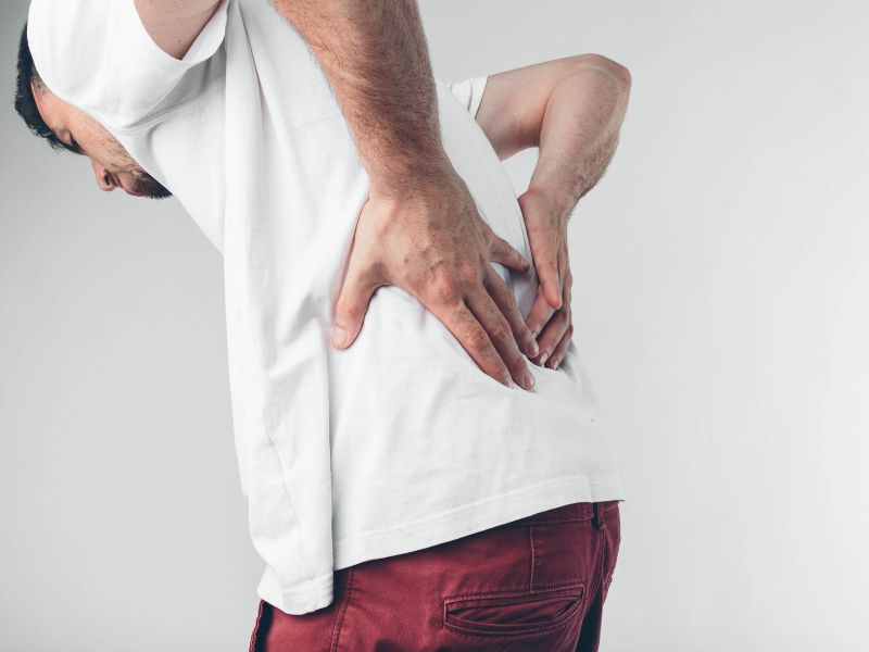 ¿Cómo puede ayudar la fisioterapia a una hernia discal?